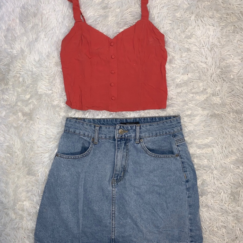 Cropped tank top and mini Jean skirt